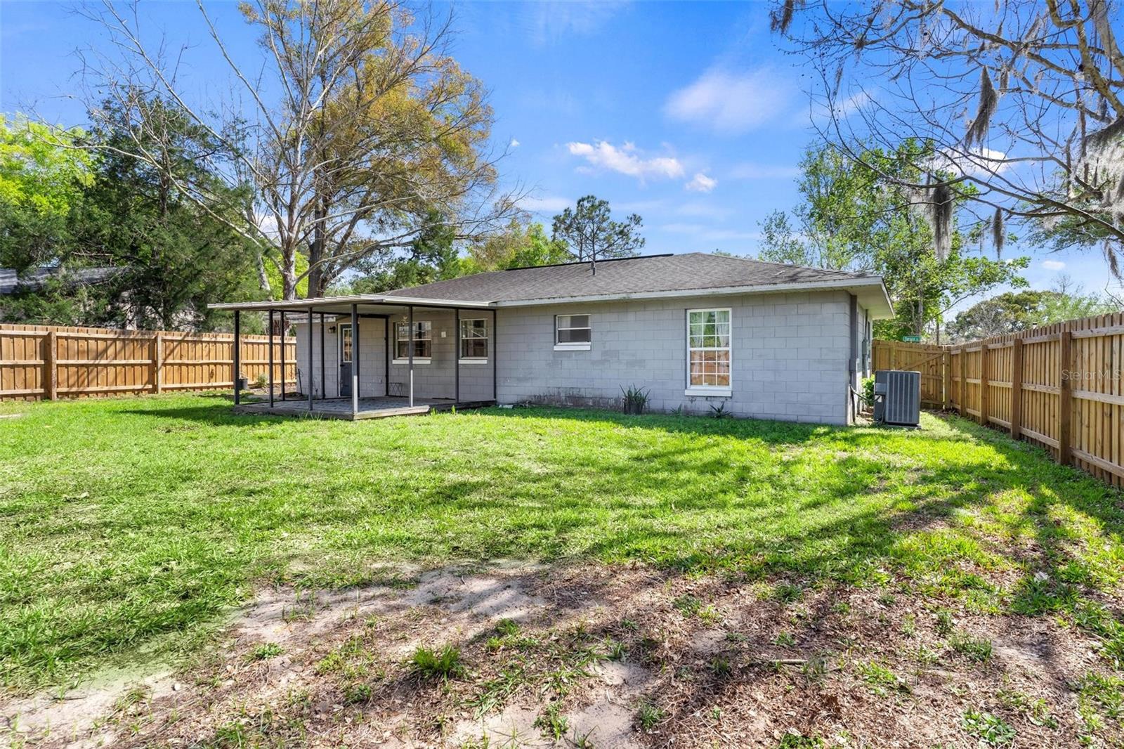 Image 29 of 36 For 1101 Spruce Court