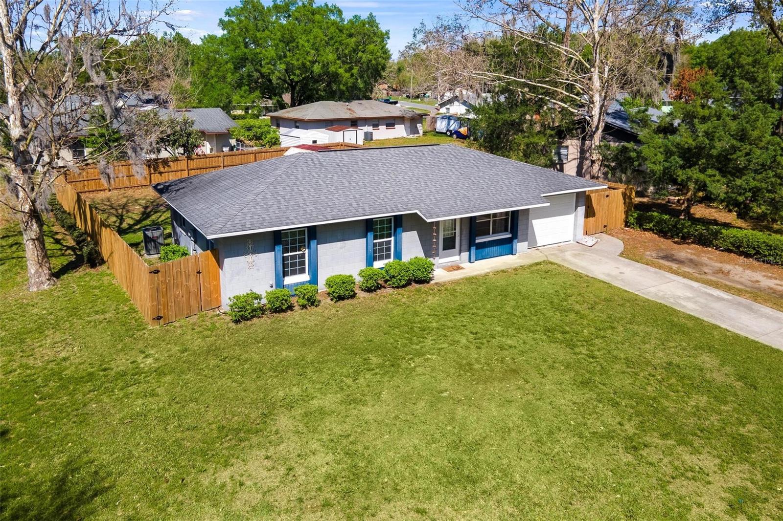 Image 5 of 36 For 1101 Spruce Court