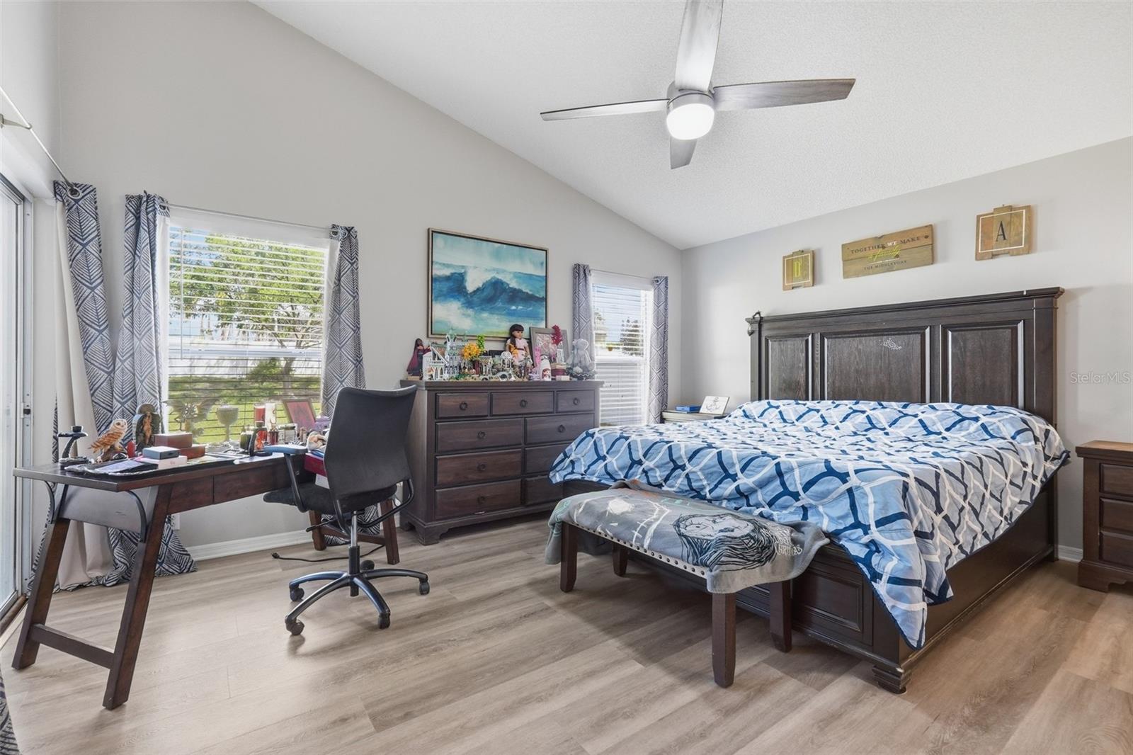 Image 15 of 41 For 14715 Greater Pines Boulevard