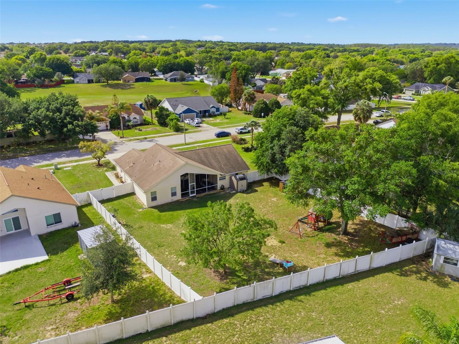 Image 24 of 41 For 14715 Greater Pines Boulevard