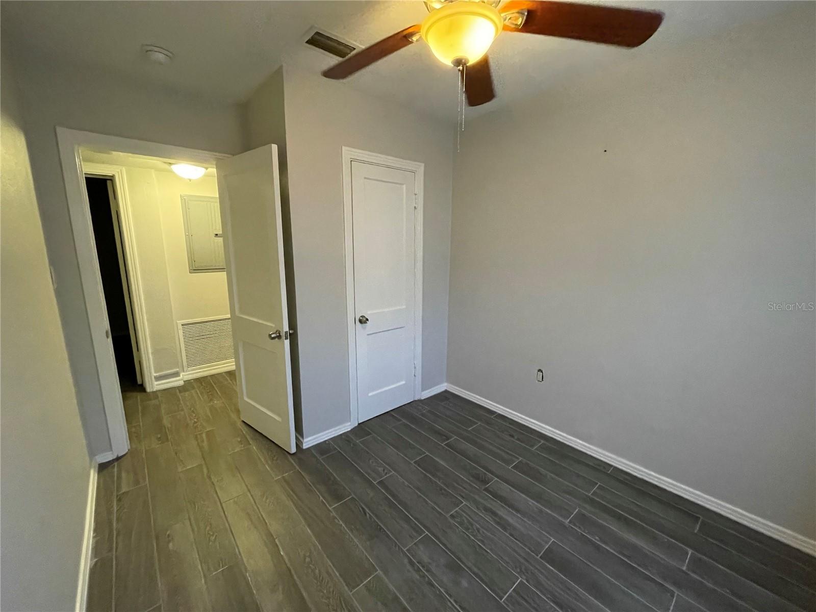 Image 16 of 30 For 706 Mission Drive