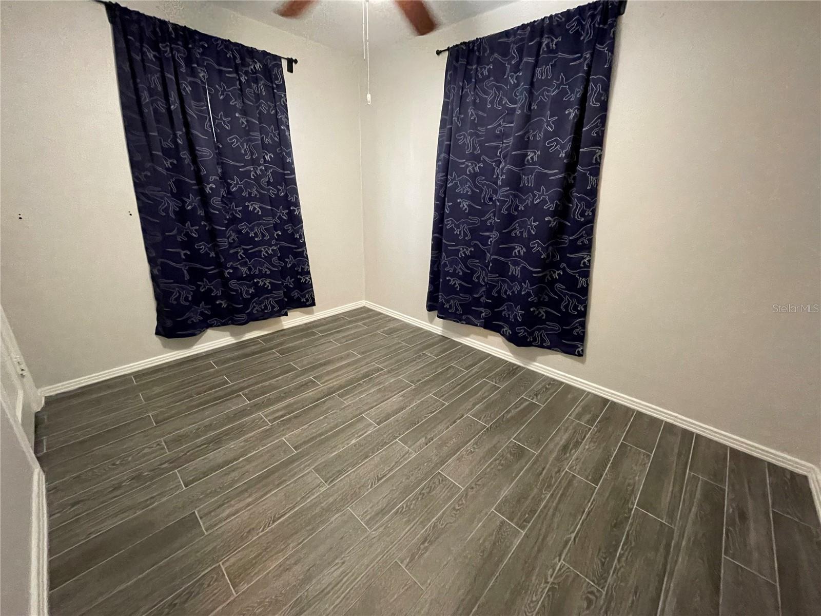 Image 18 of 30 For 706 Mission Drive