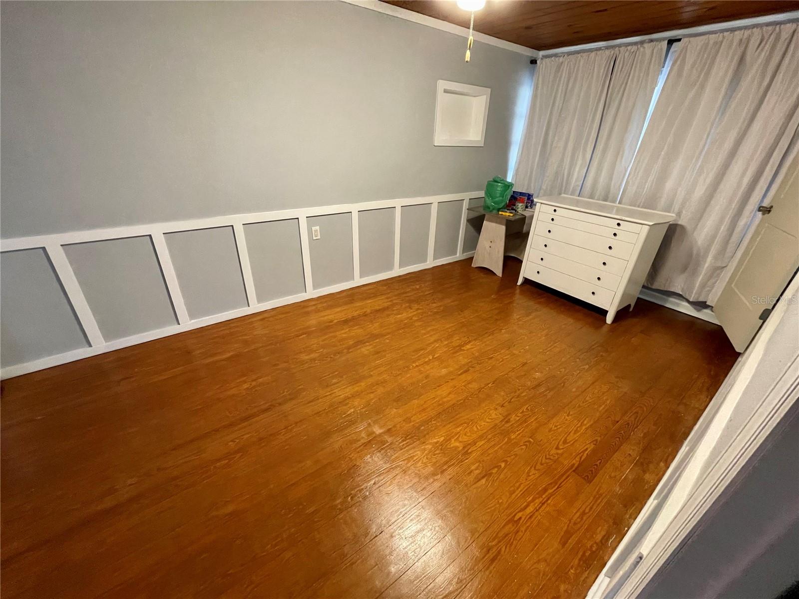 Image 22 of 30 For 706 Mission Drive