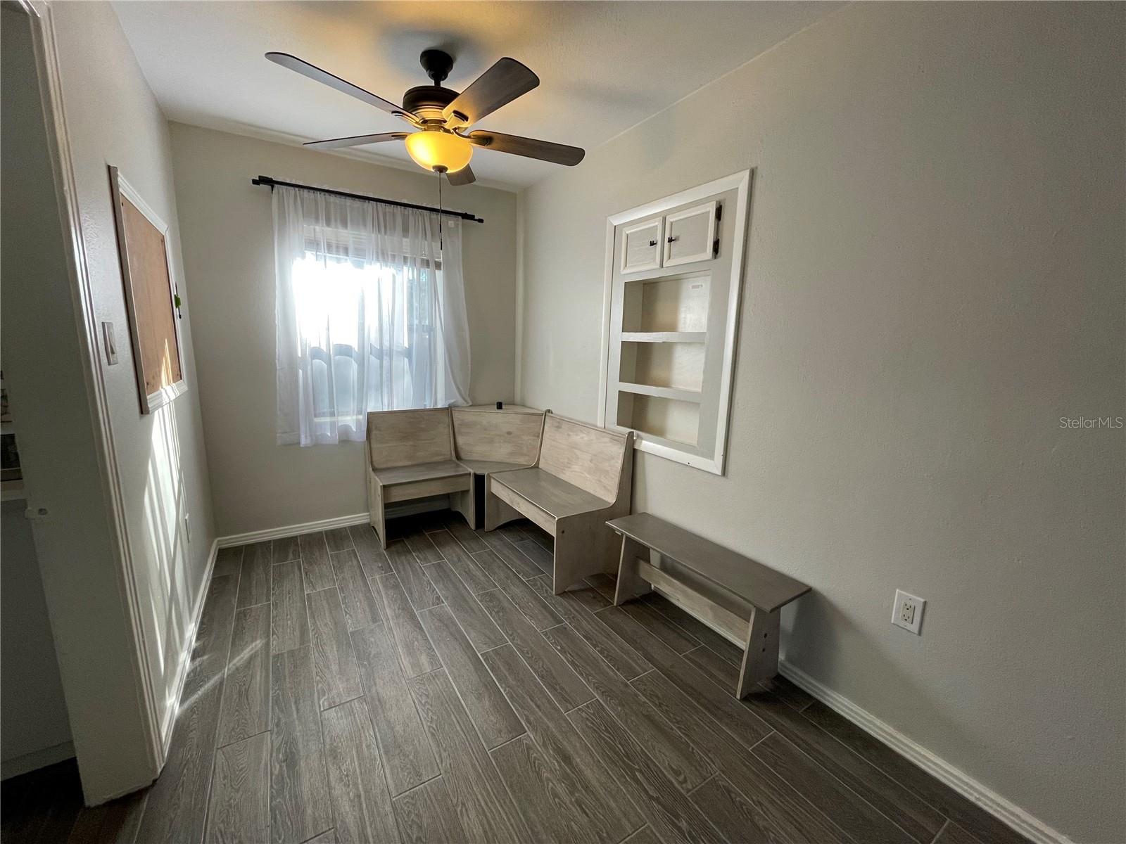 Image 8 of 30 For 706 Mission Drive