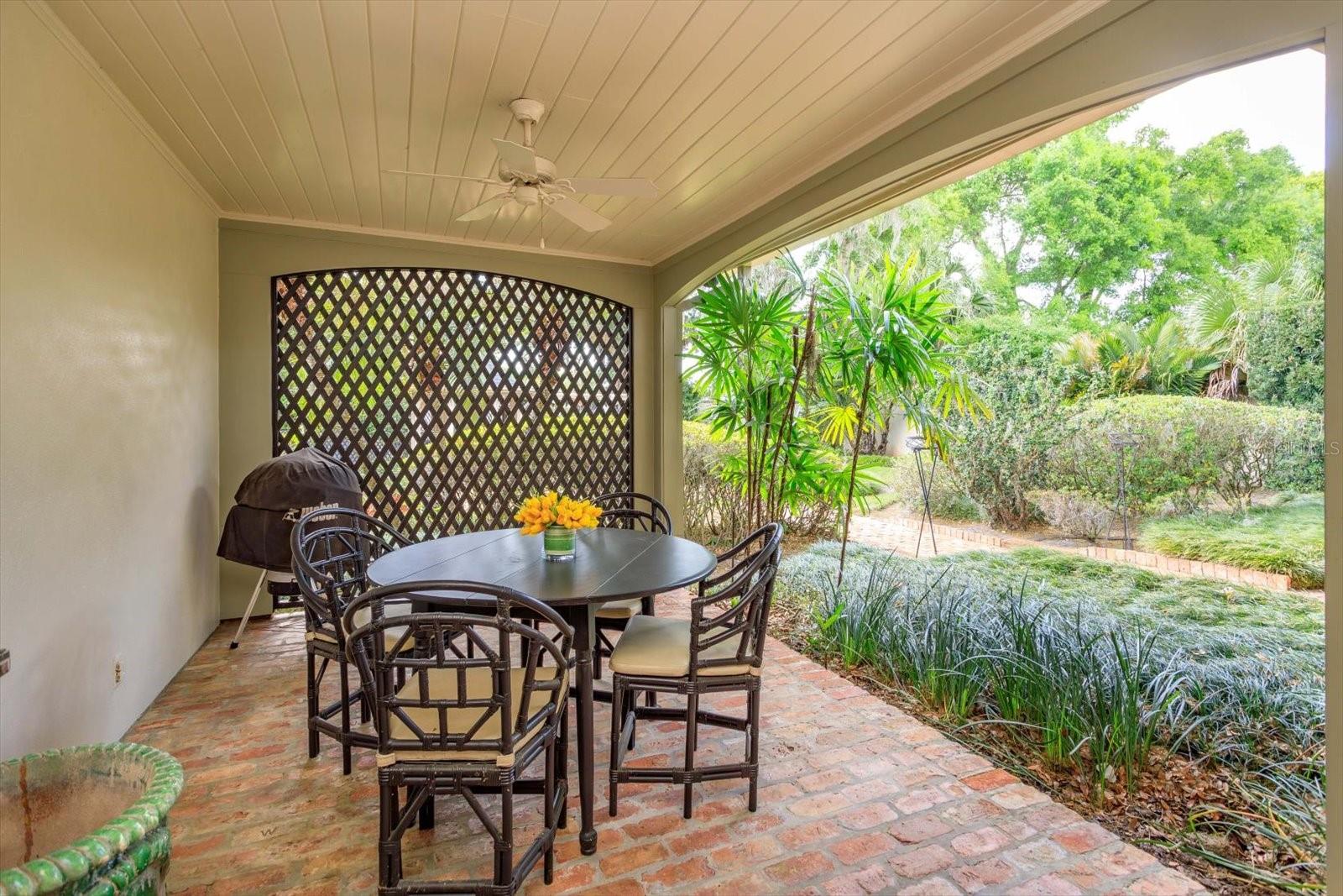 Image 27 of 43 For 3620 Shamrock Court