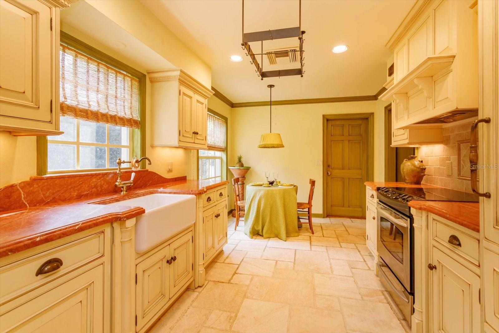 Image 6 of 43 For 3620 Shamrock Court