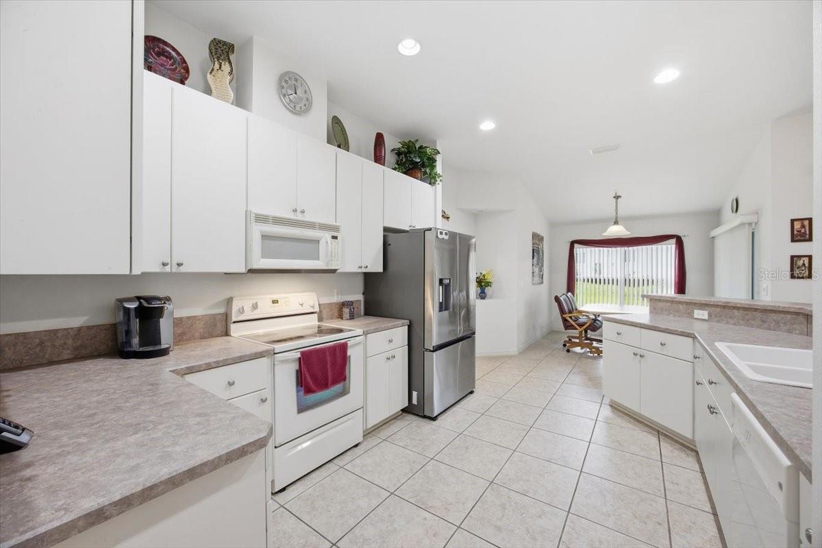 Image 10 of 43 For 4913 Rainbow Trout Road