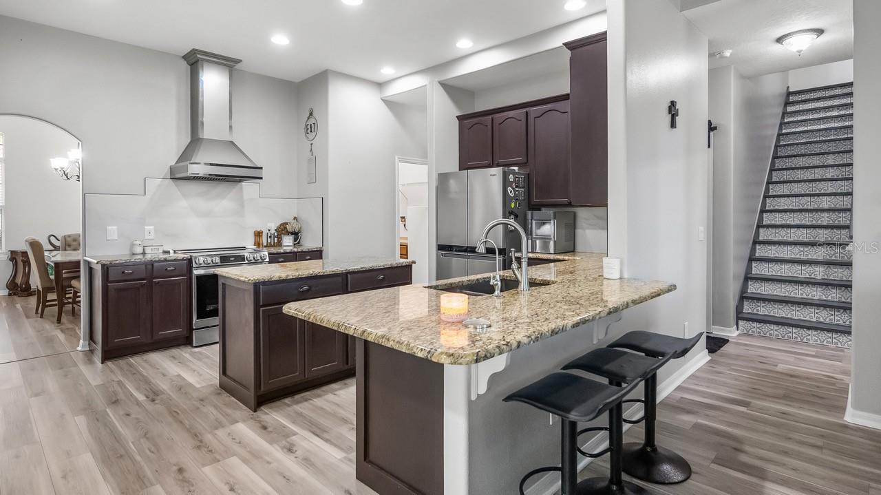 Image 4 of 70 For 7351 Spring Mountain Lane