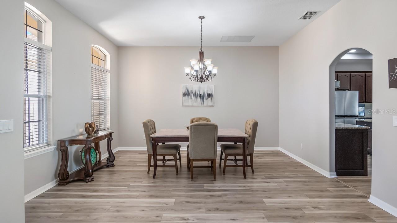 Image 8 of 70 For 7351 Spring Mountain Lane