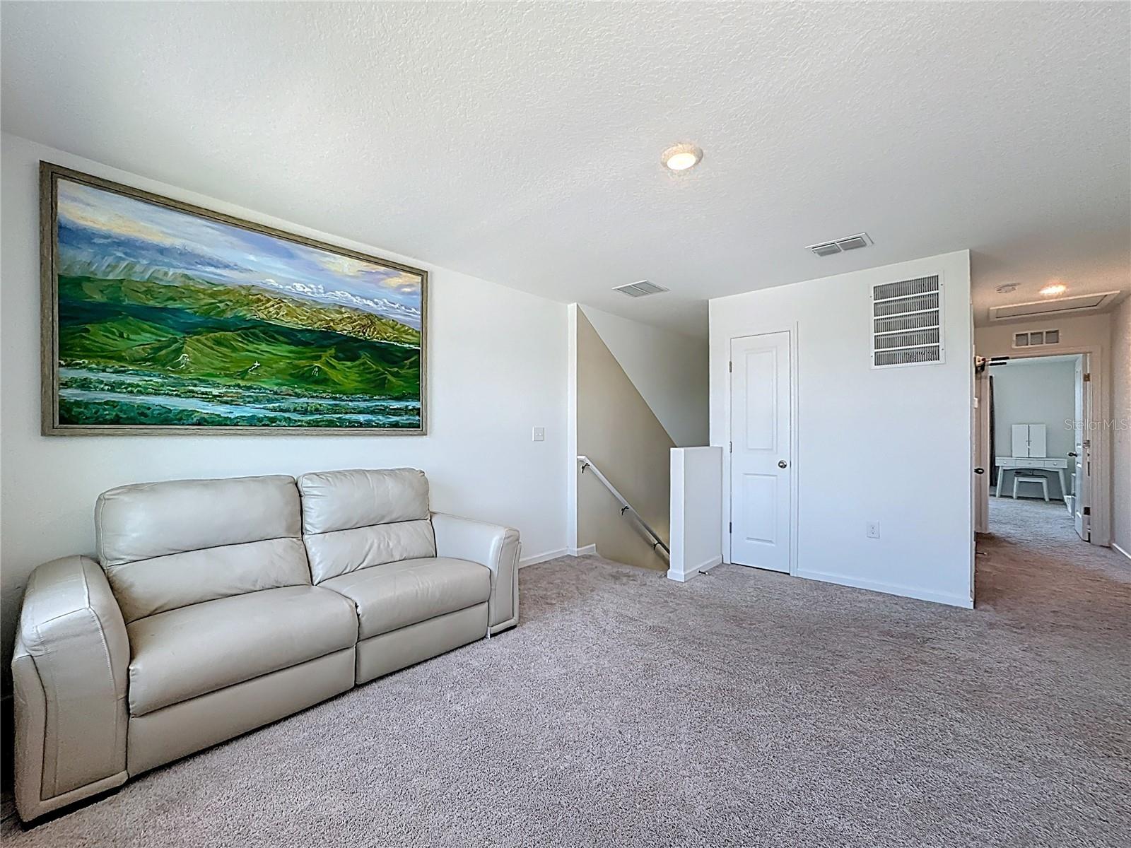 Image 15 of 46 For 2067 Gold Dust Drive