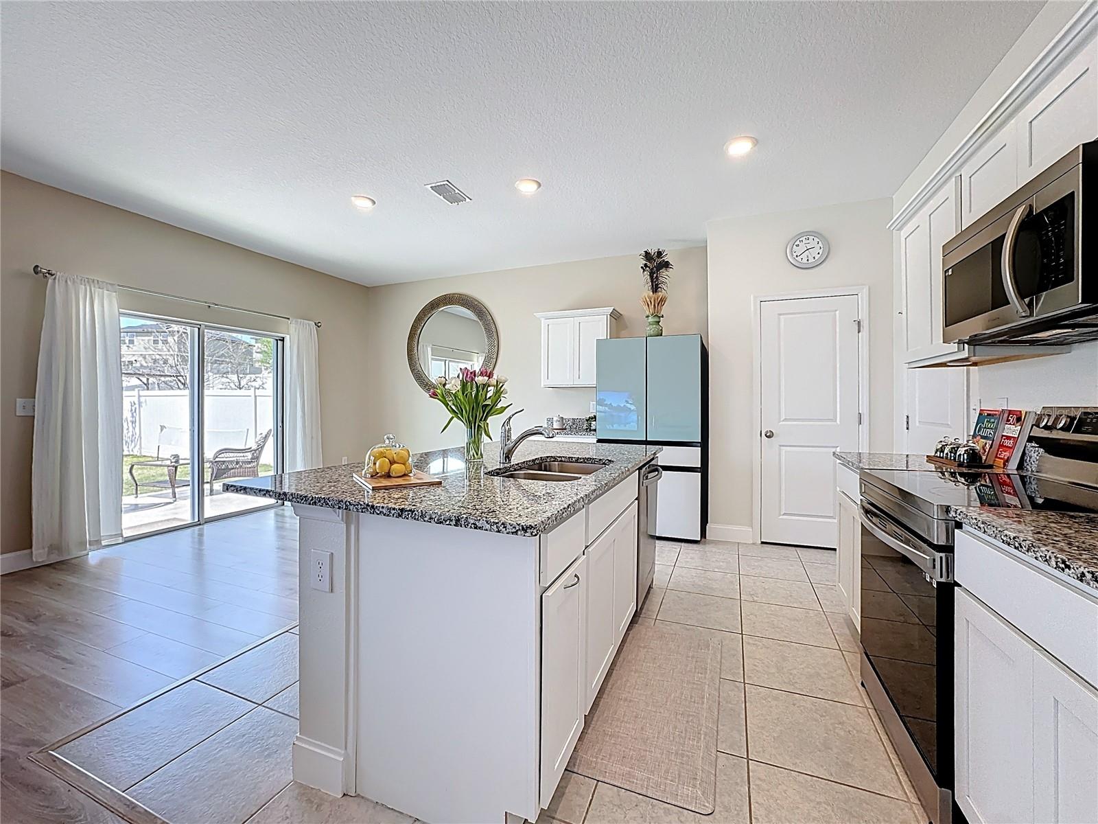 Image 4 of 46 For 2067 Gold Dust Drive