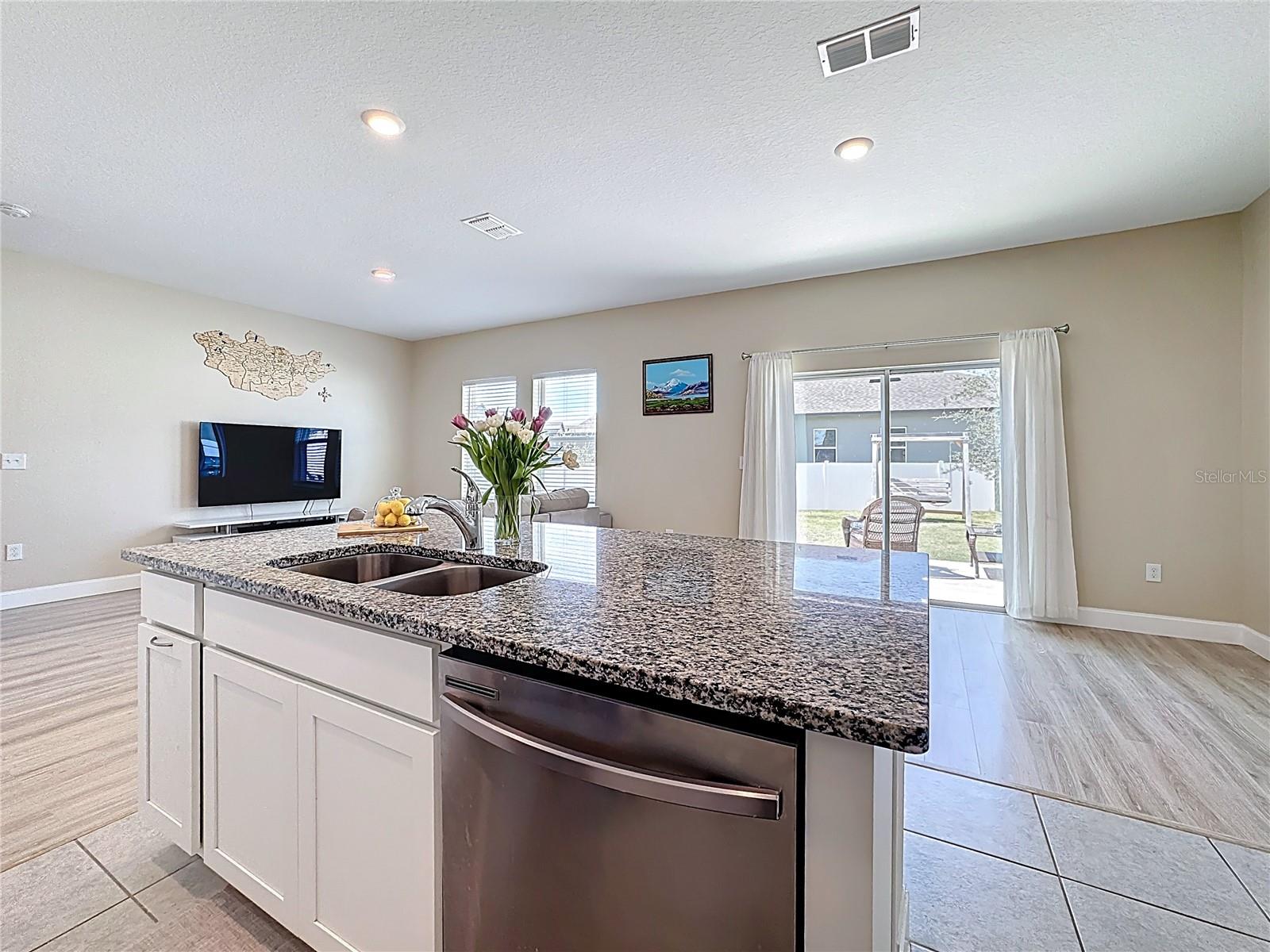 Image 5 of 46 For 2067 Gold Dust Drive