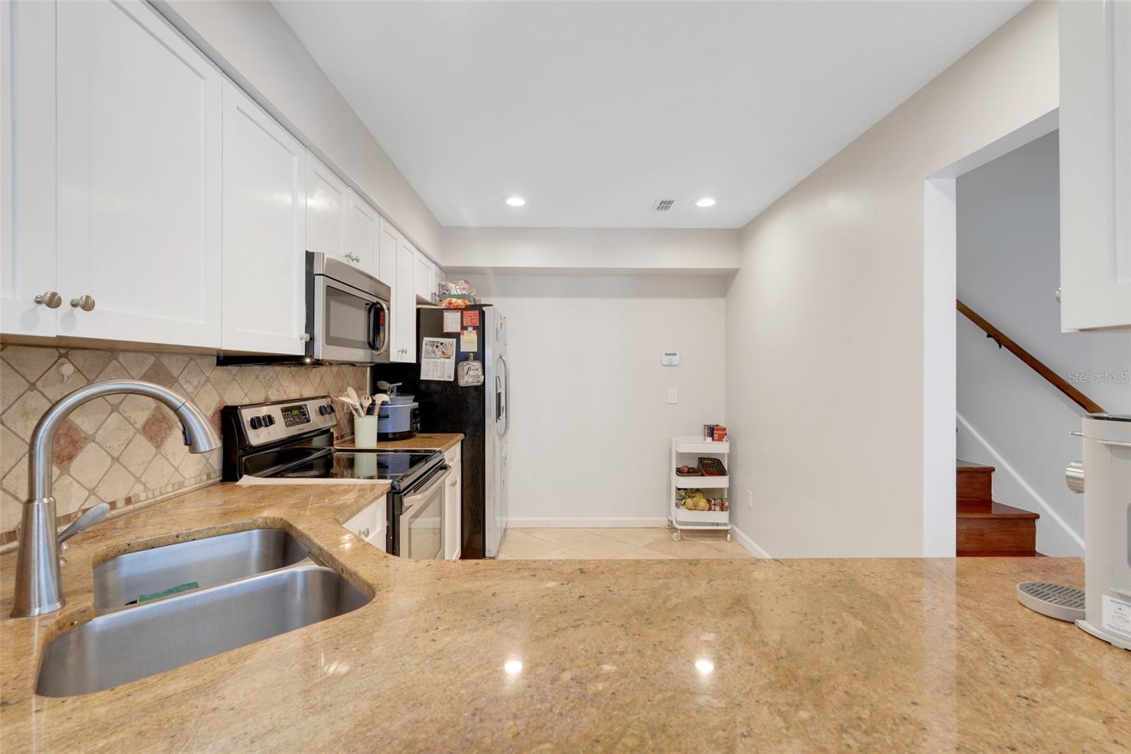 Image 12 of 32 For 7196 Harbor Heights Circle