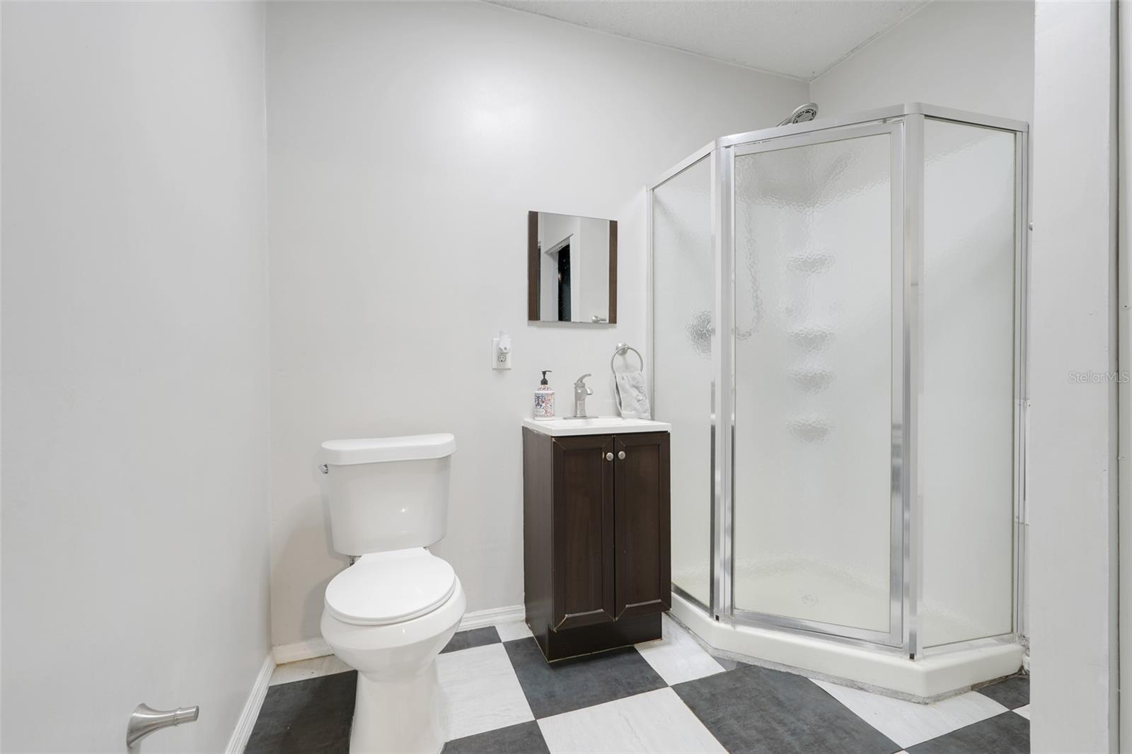 Image 29 of 32 For 7196 Harbor Heights Circle