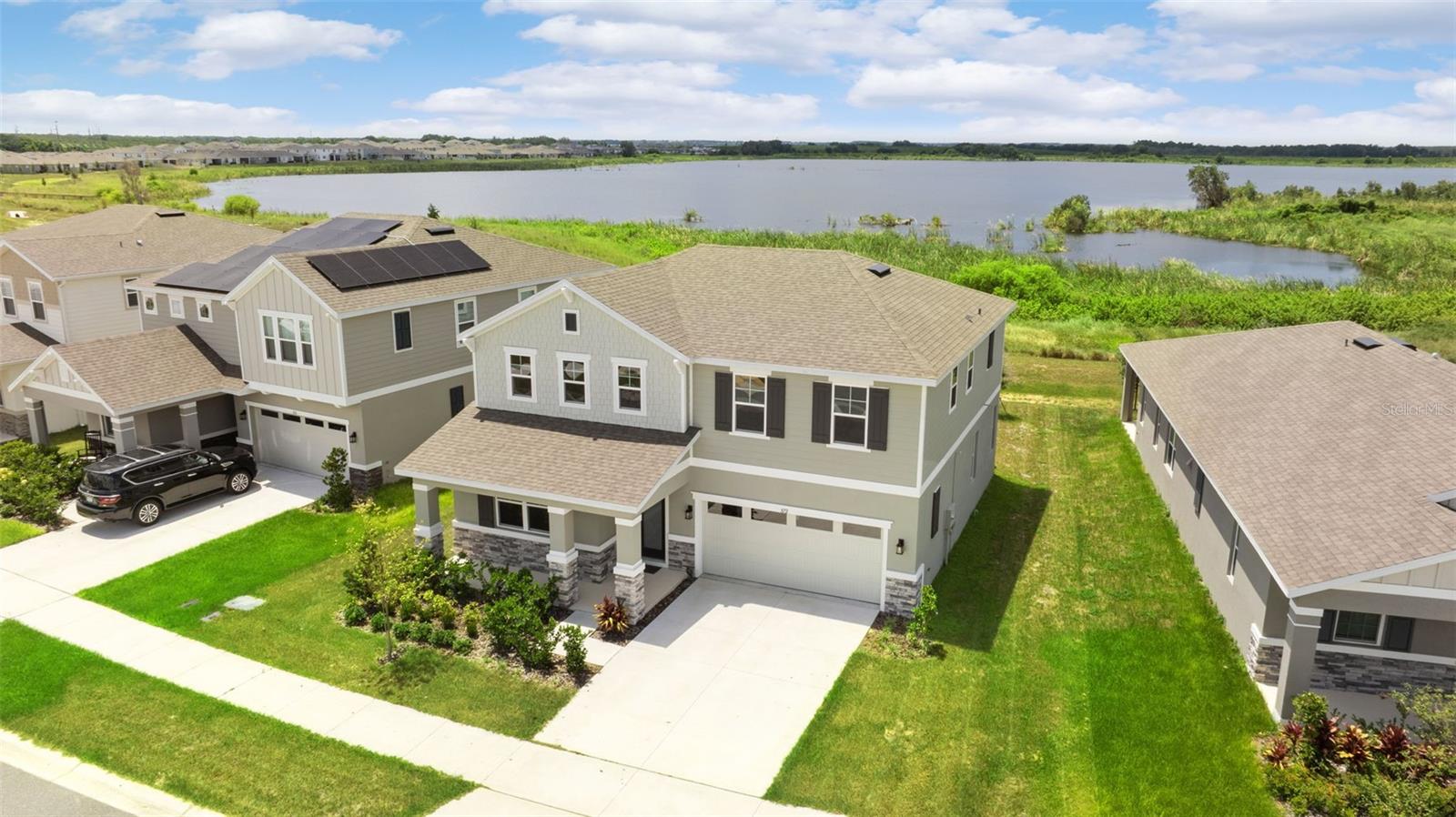 Image 35 of 39 For 872 Griffon Avenue