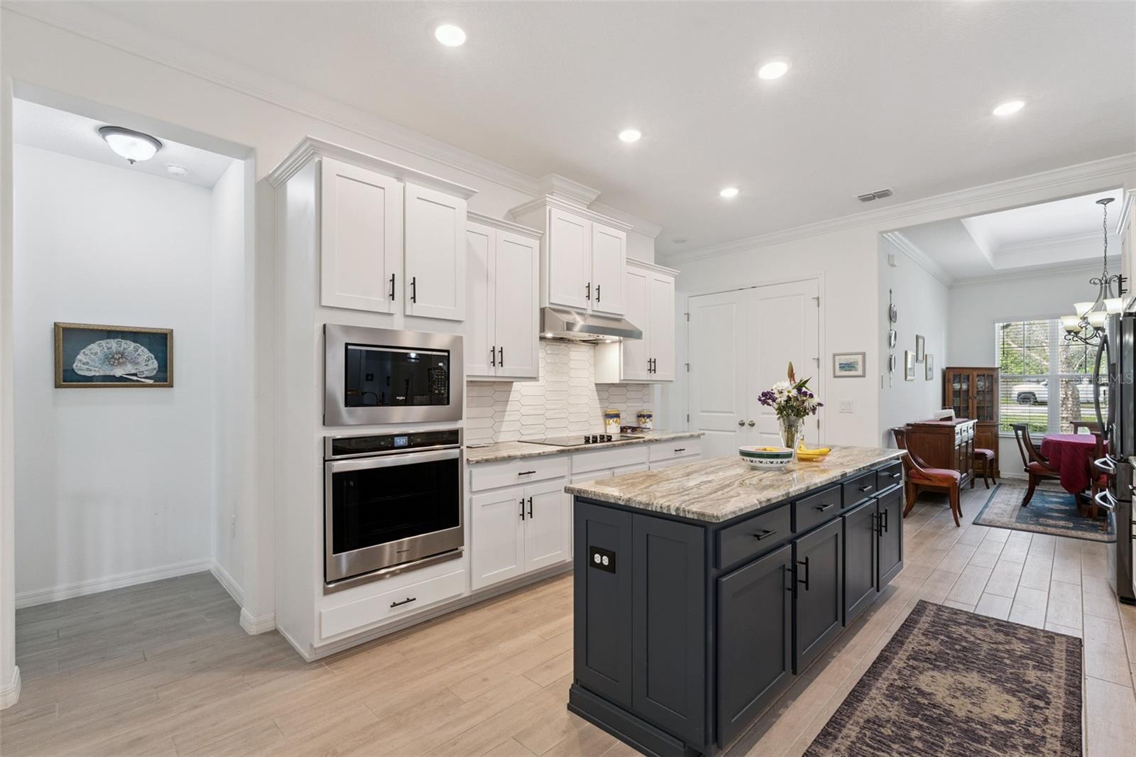 Image 16 of 59 For 16816 Lakemont Avenue