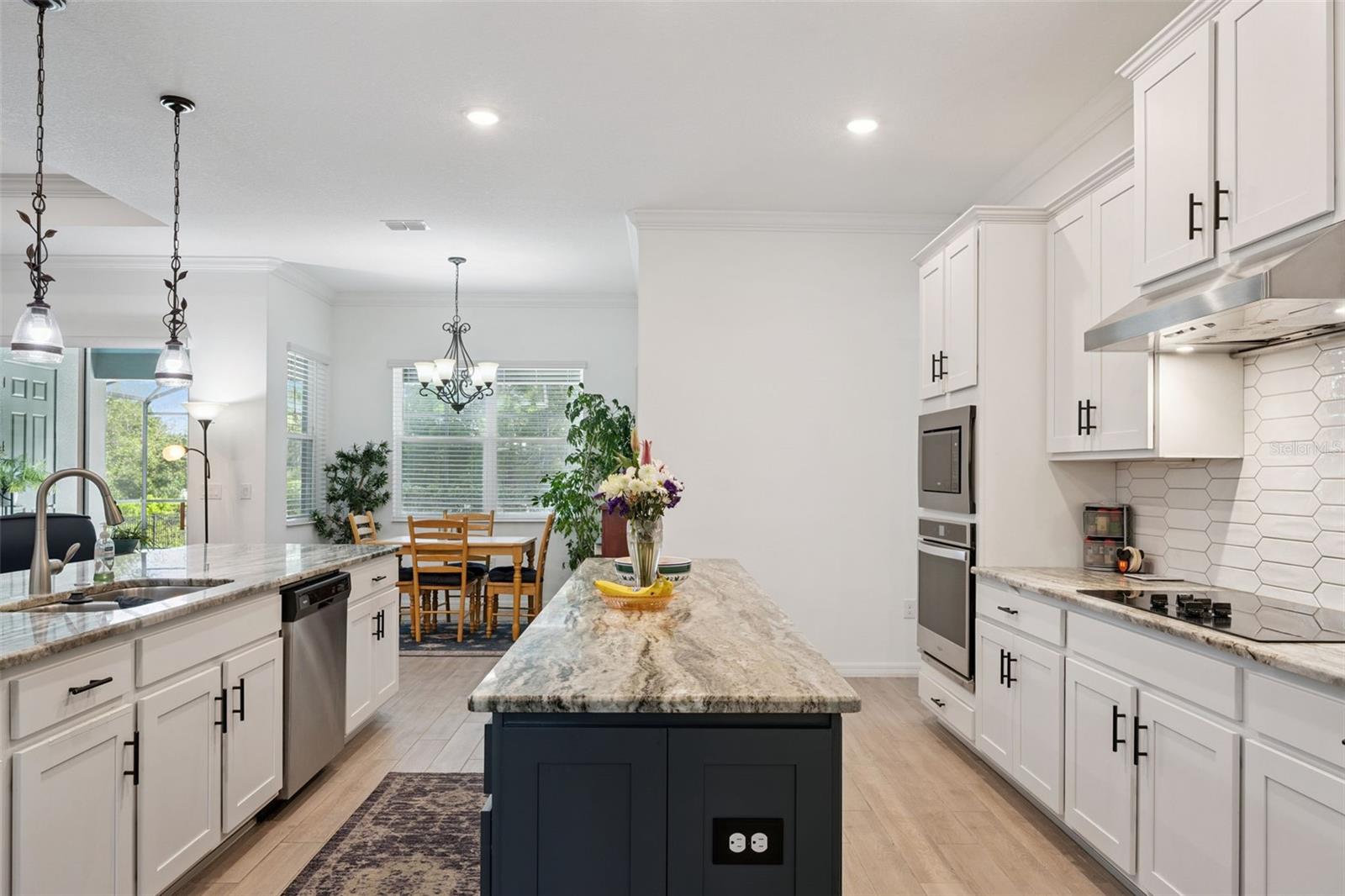 Image 18 of 59 For 16816 Lakemont Avenue