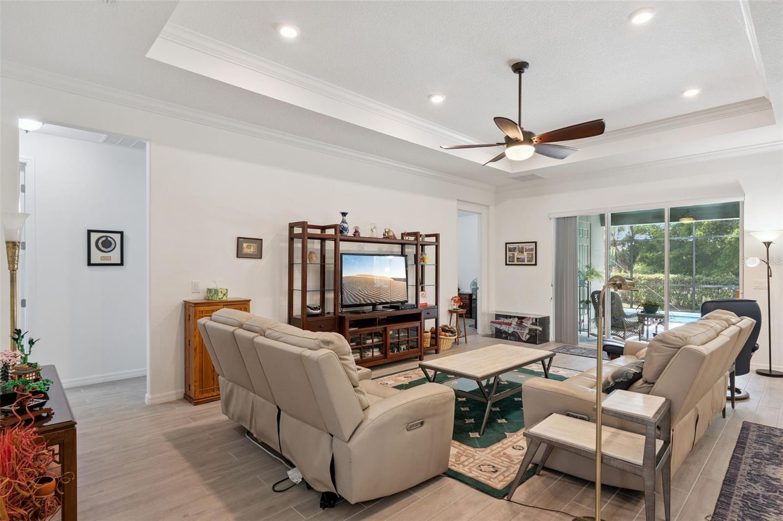 Image 22 of 59 For 16816 Lakemont Avenue