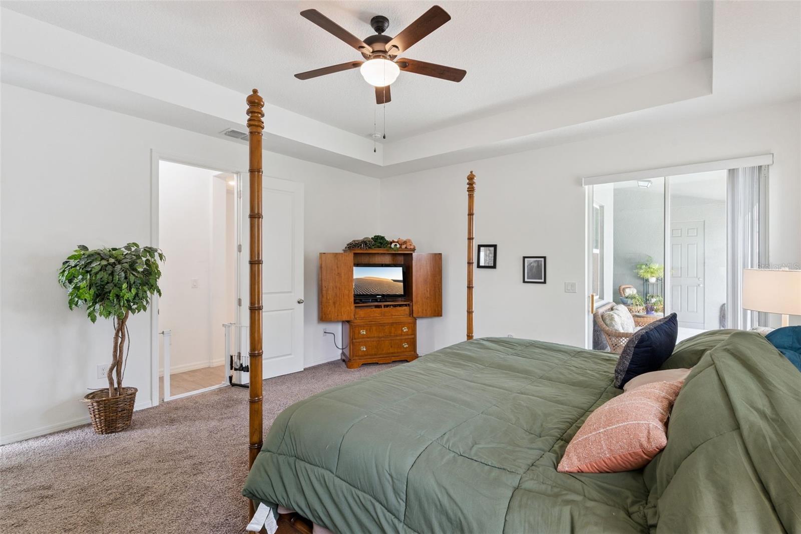 Image 29 of 59 For 16816 Lakemont Avenue