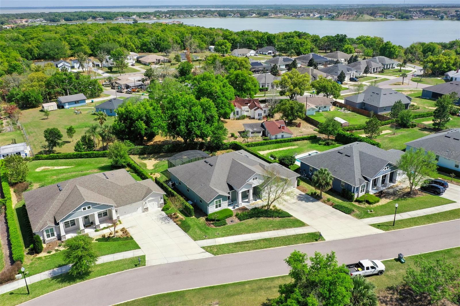 Image 54 of 59 For 16816 Lakemont Avenue