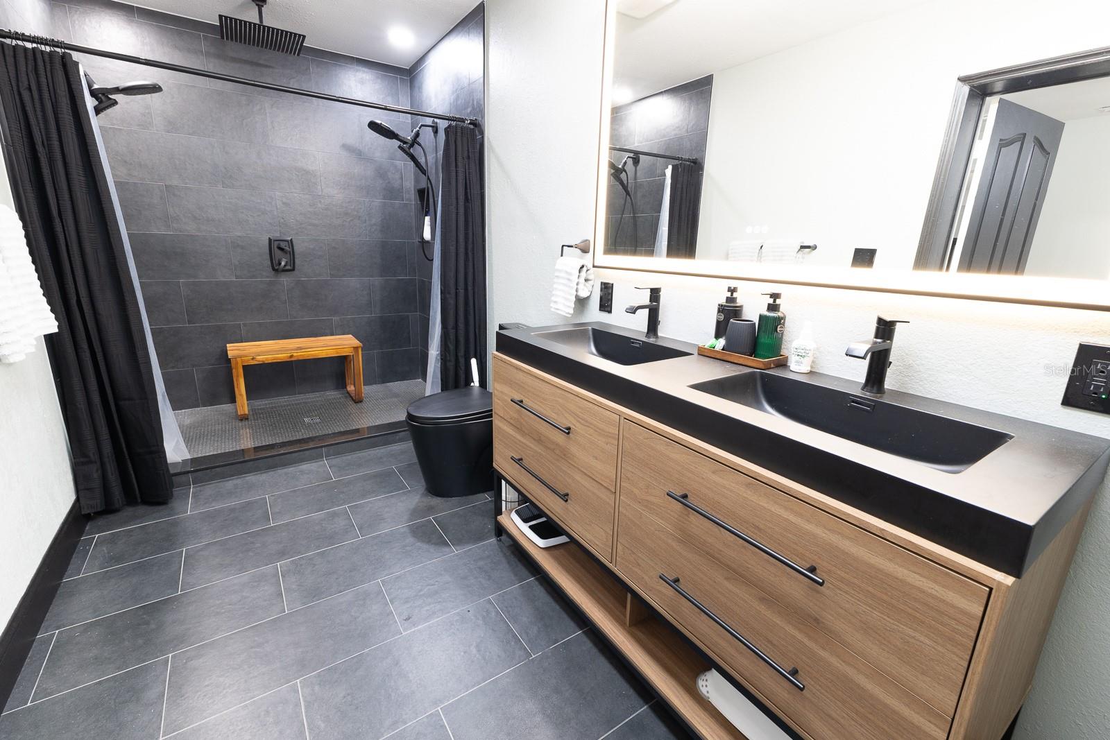 Image 17 of 78 For 207 Mandarin Ln