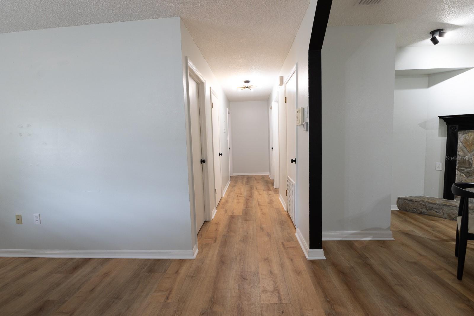 Image 21 of 78 For 207 Mandarin Ln