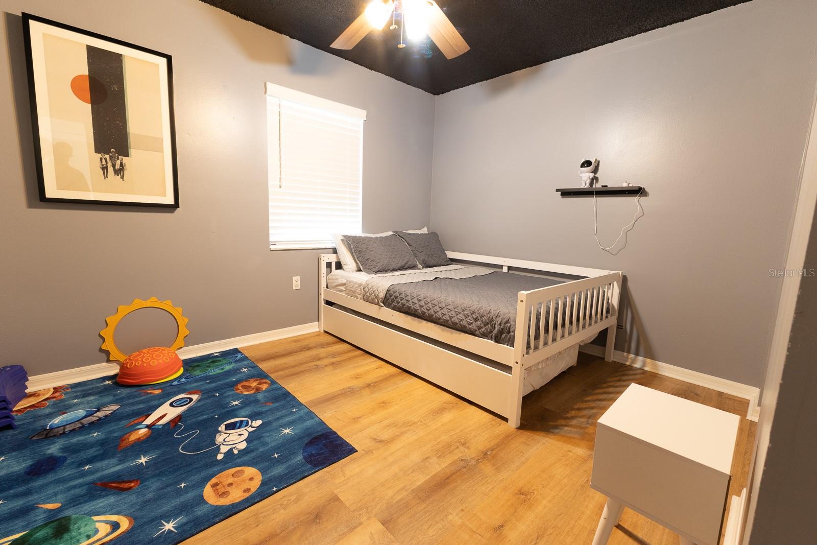 Image 24 of 78 For 207 Mandarin Ln