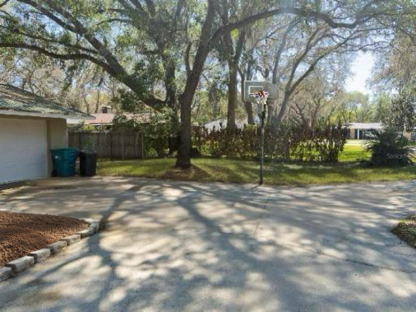 Image 4 of 78 For 207 Mandarin Ln