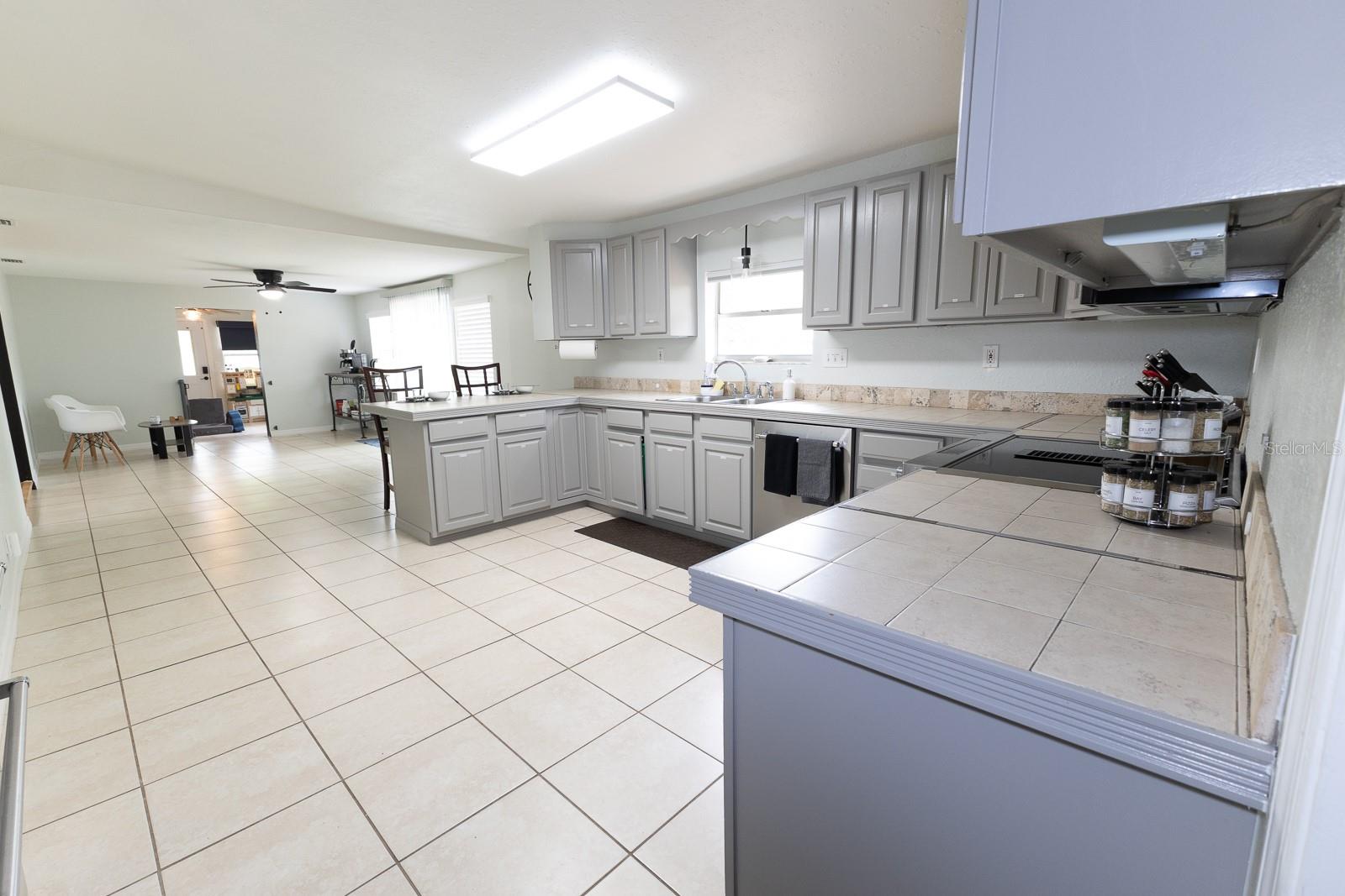 Image 44 of 78 For 207 Mandarin Ln