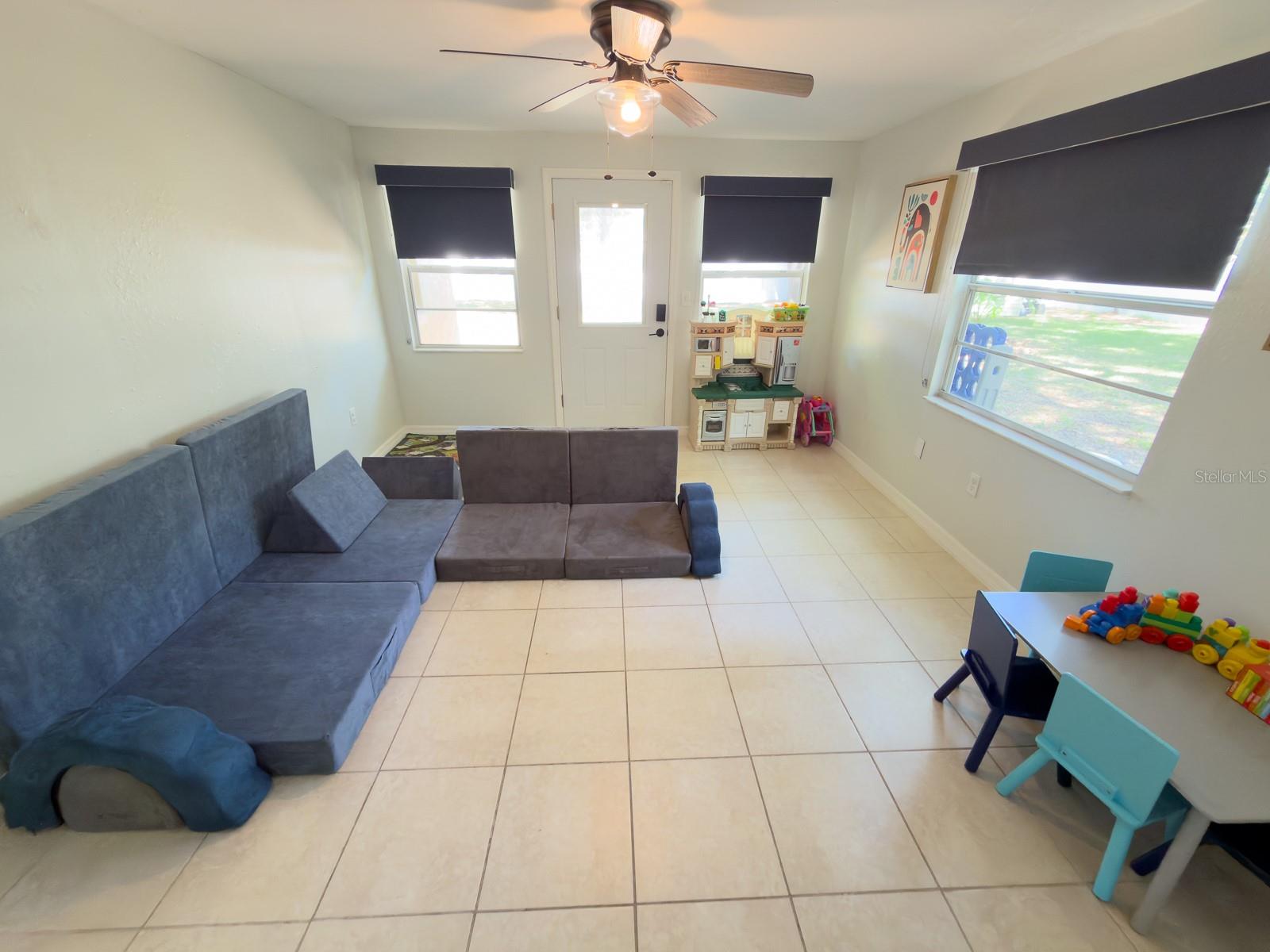 Image 51 of 78 For 207 Mandarin Ln