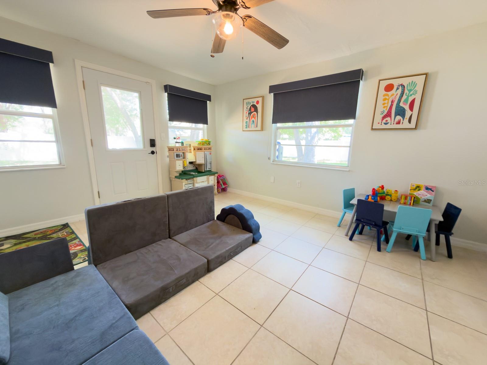 Image 52 of 78 For 207 Mandarin Ln