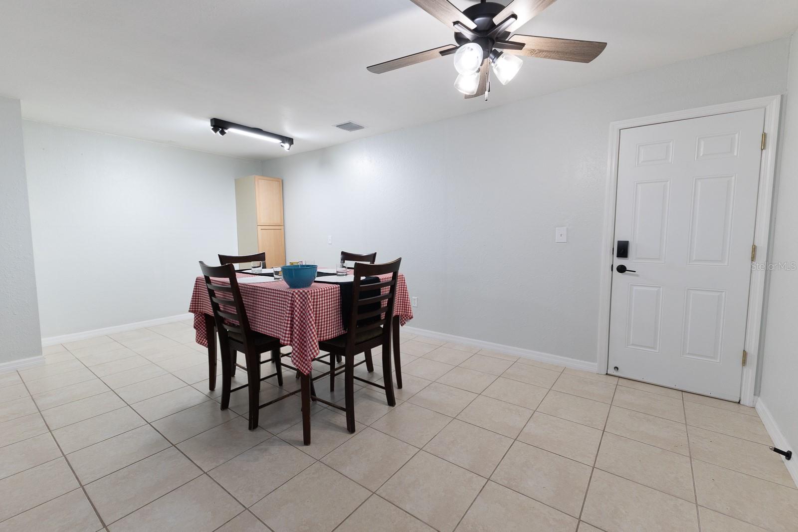 Image 56 of 78 For 207 Mandarin Ln