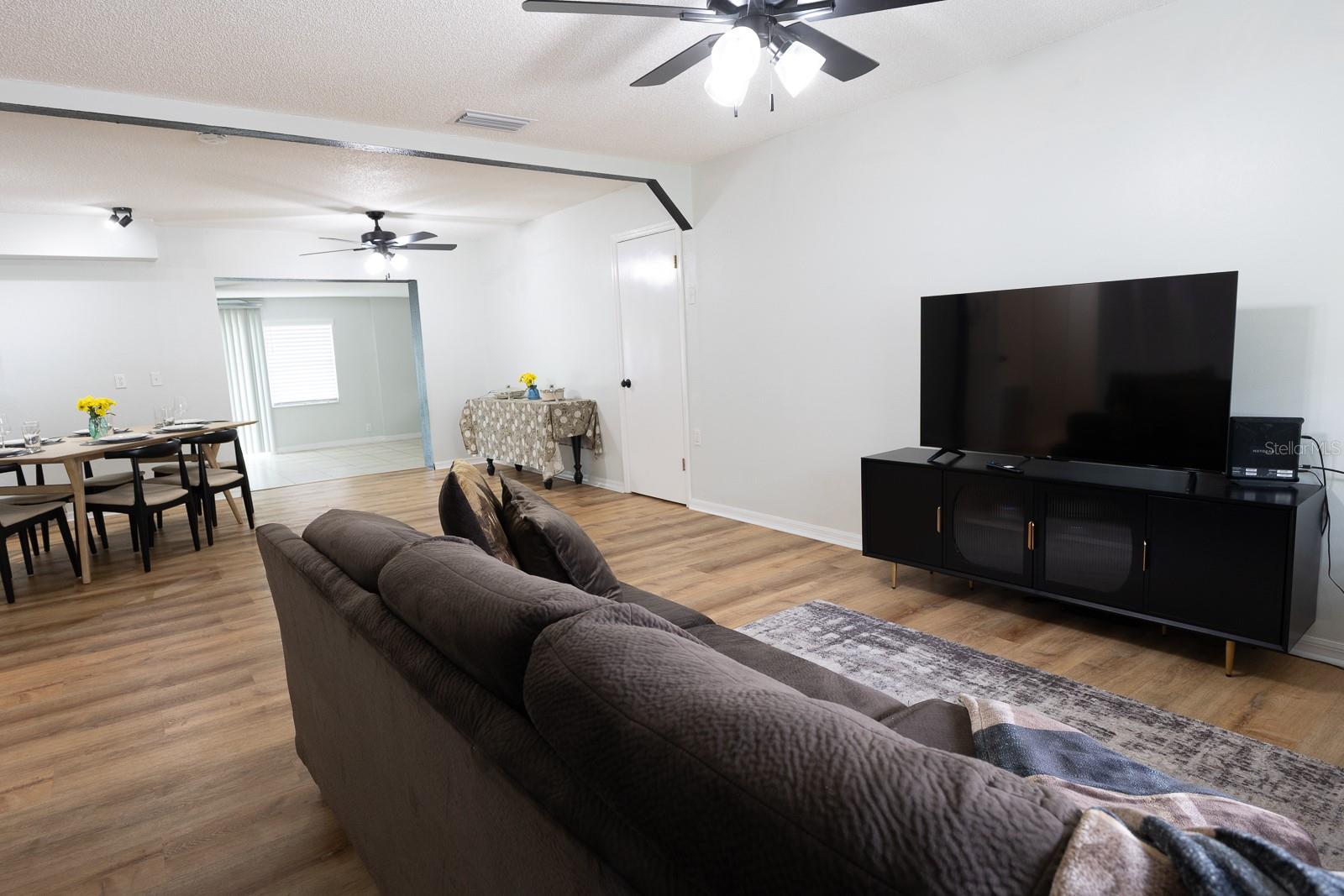 Image 6 of 78 For 207 Mandarin Ln