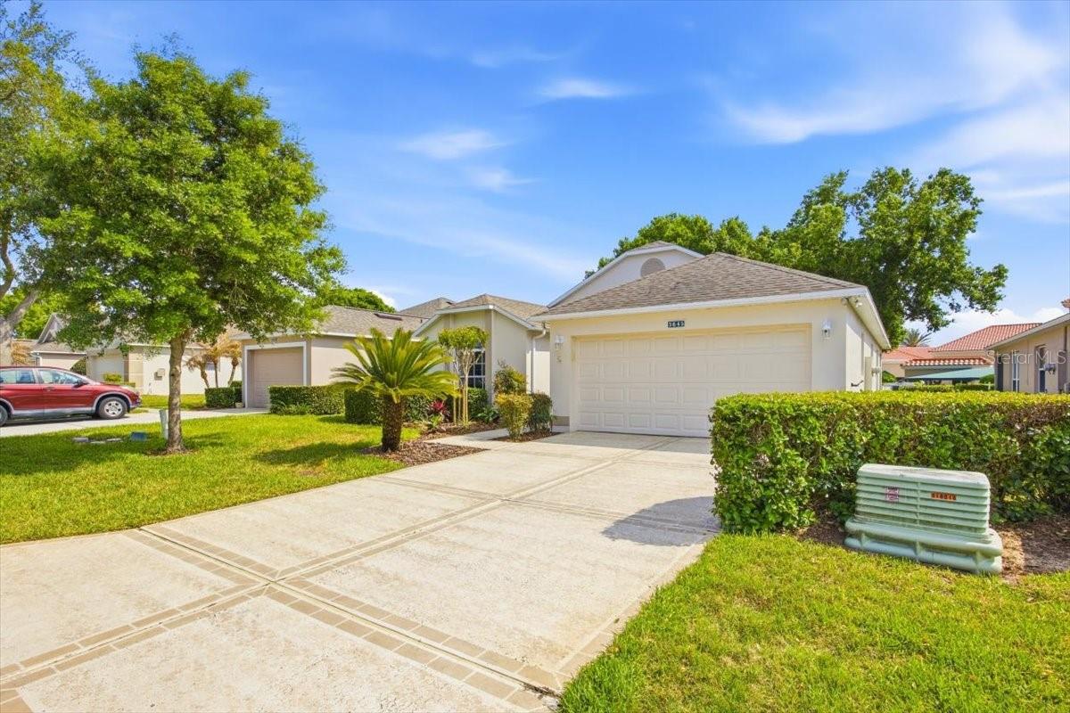 Image 3 of 37 For 3645 Rollingbrook Street