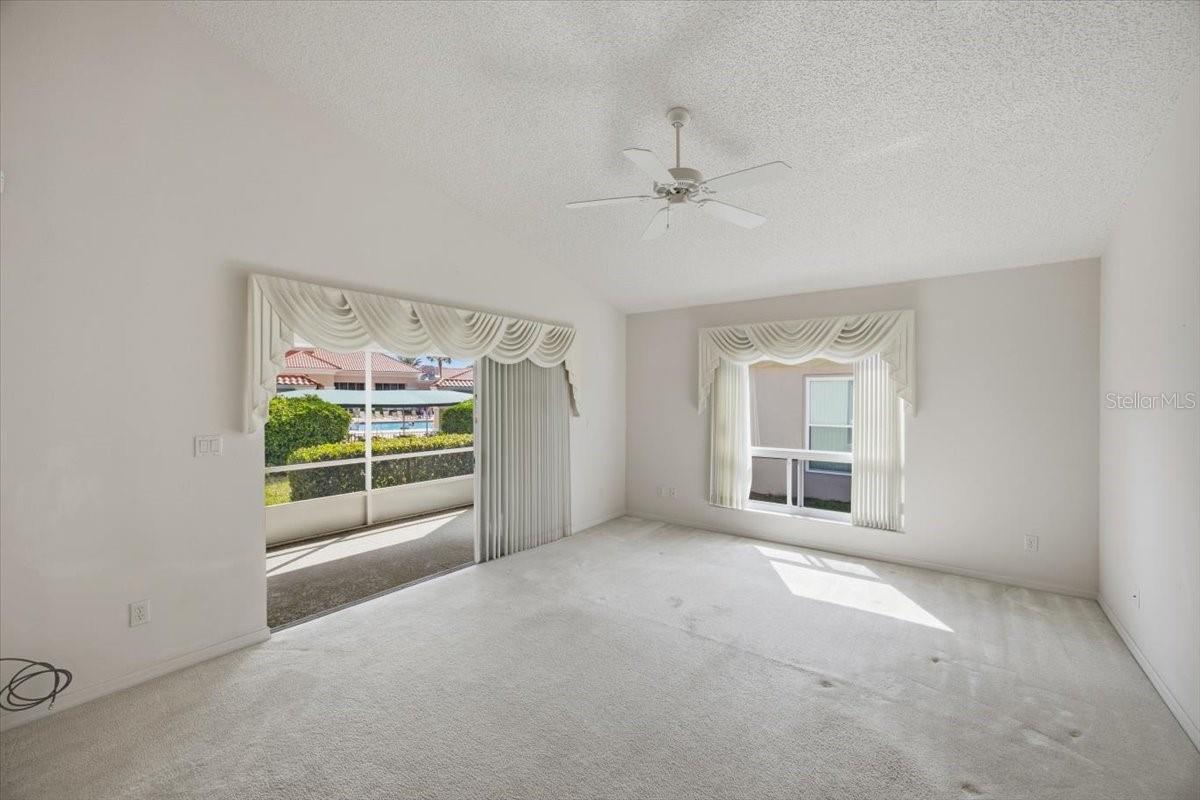 Image 9 of 37 For 3645 Rollingbrook Street