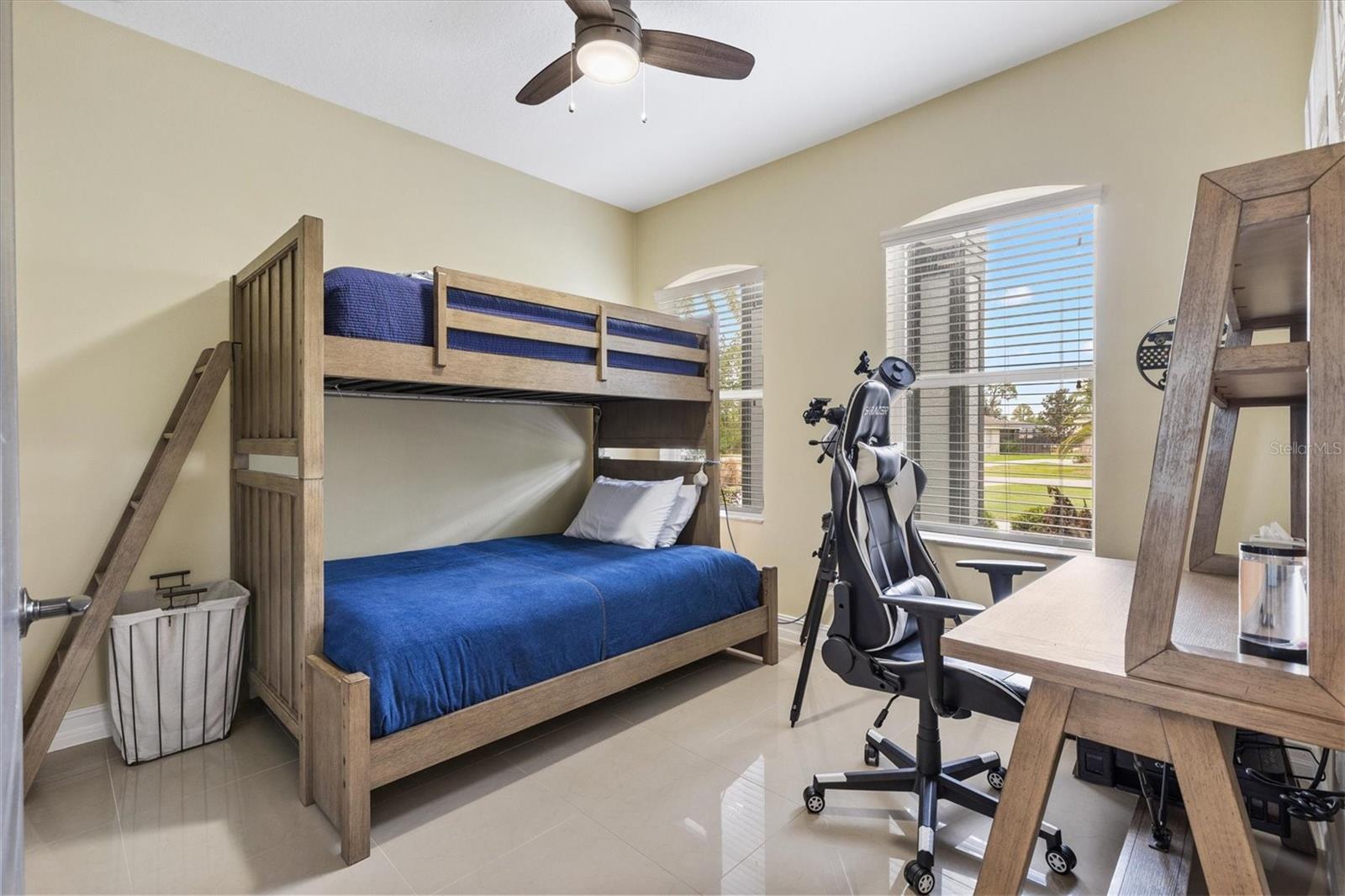 Image 17 of 39 For 12114 Eagle Point Court