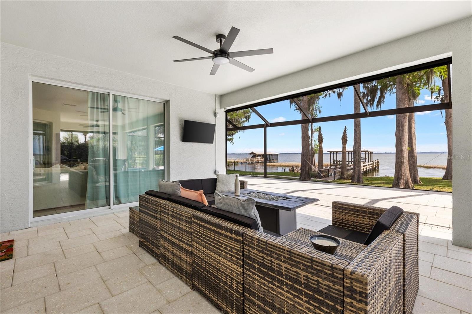 Image 25 of 39 For 12114 Eagle Point Court