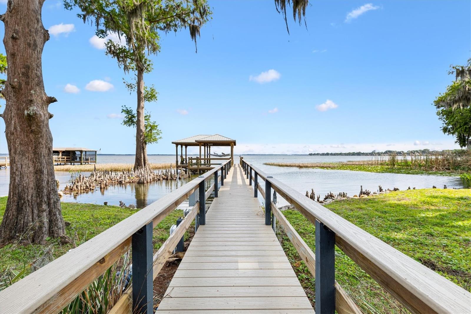 Image 30 of 39 For 12114 Eagle Point Court