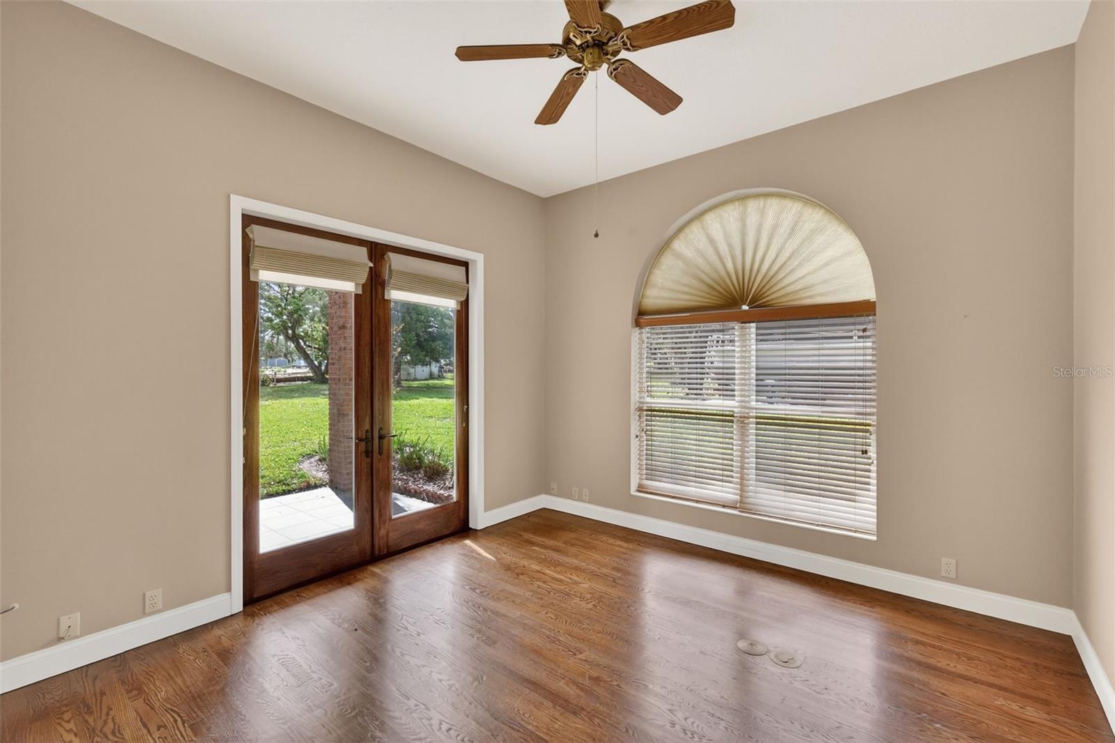 Image 10 of 59 For 34028 Park Lane