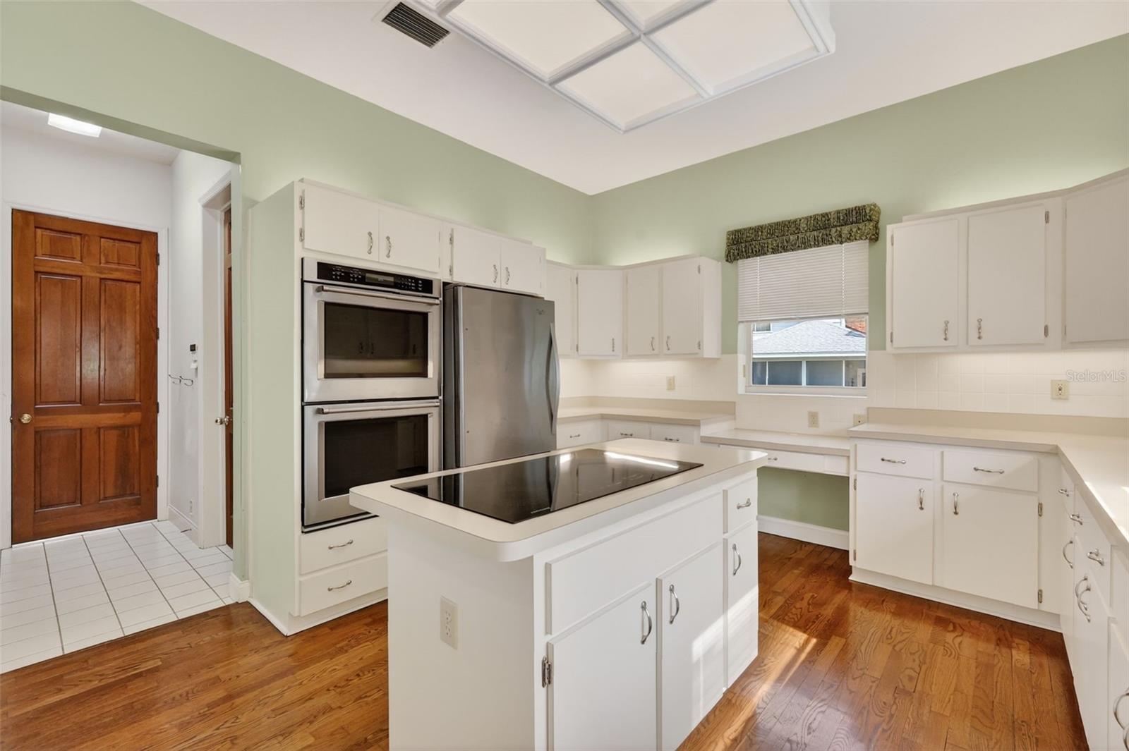 Image 18 of 59 For 34028 Park Lane