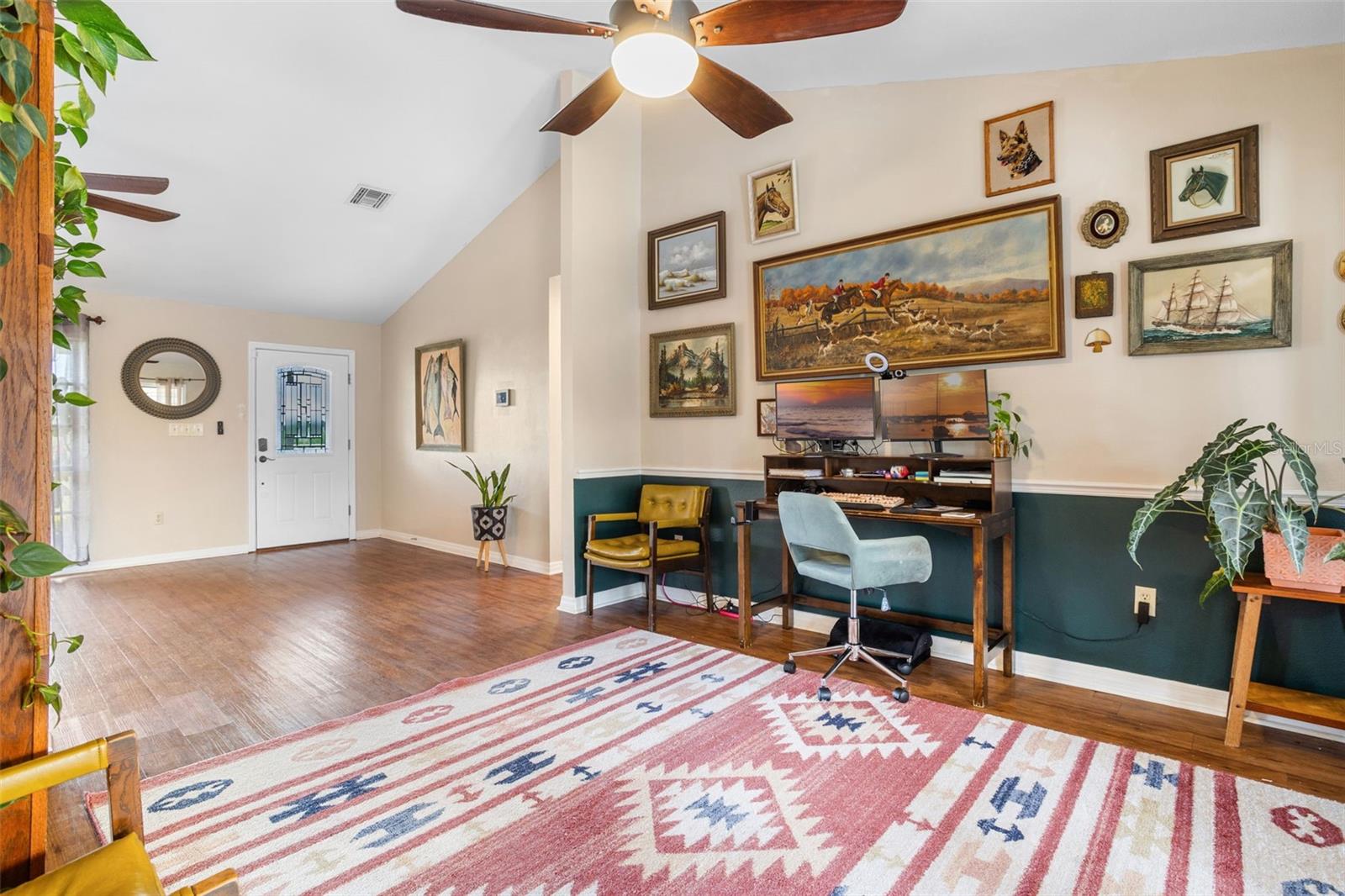 Image 23 of 49 For 2002 Fairway Drive