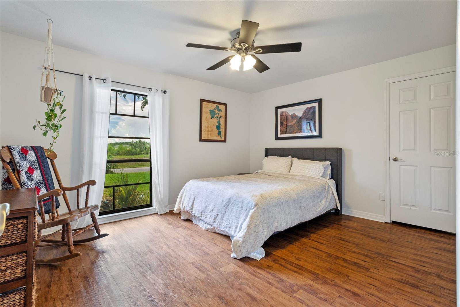 Image 33 of 49 For 2002 Fairway Drive