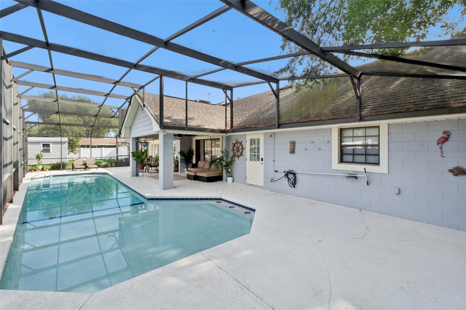 Image 9 of 49 For 2002 Fairway Drive