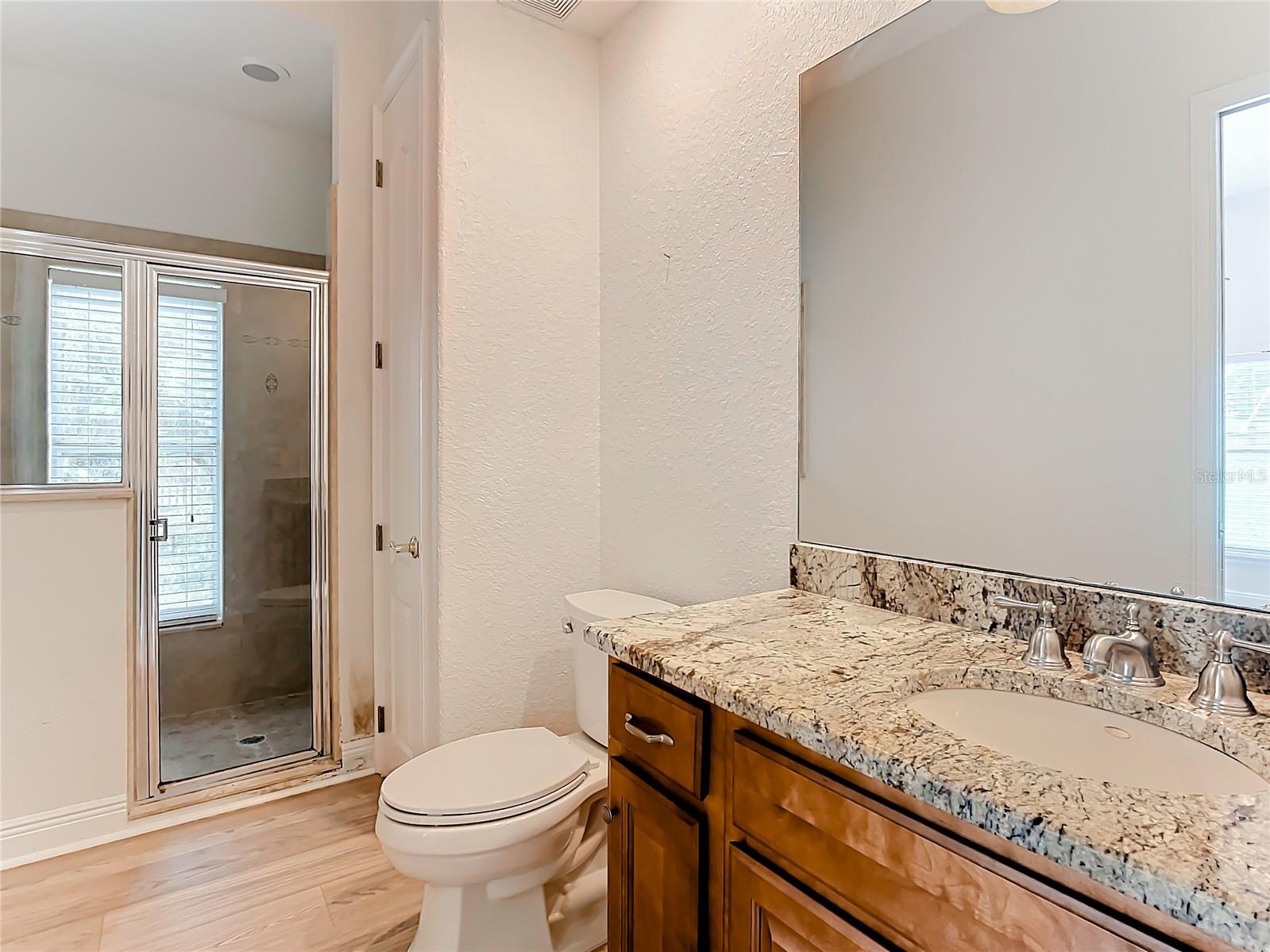 Image 26 of 62 For 132 Orange Ave