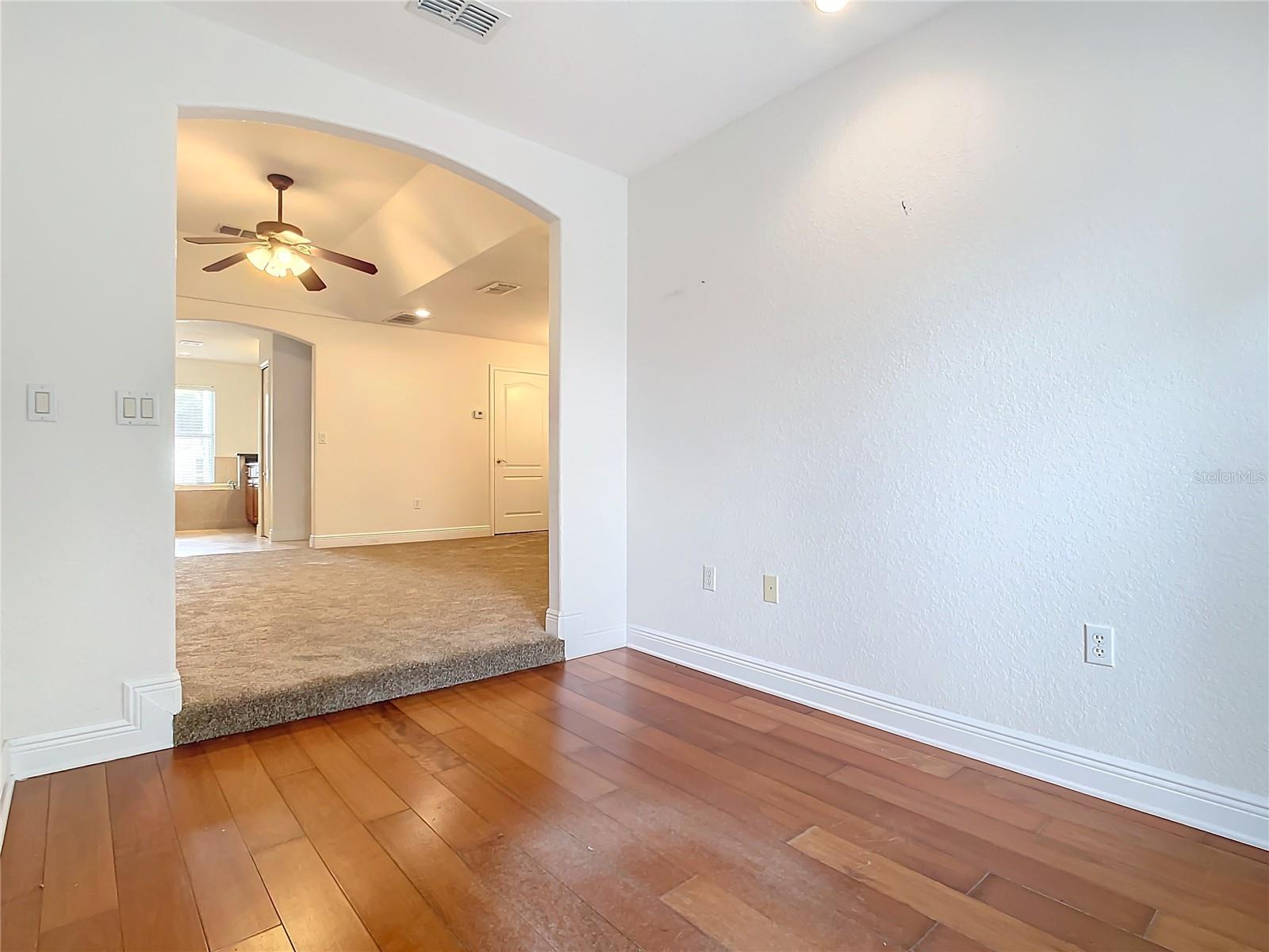 Image 35 of 62 For 132 Orange Ave