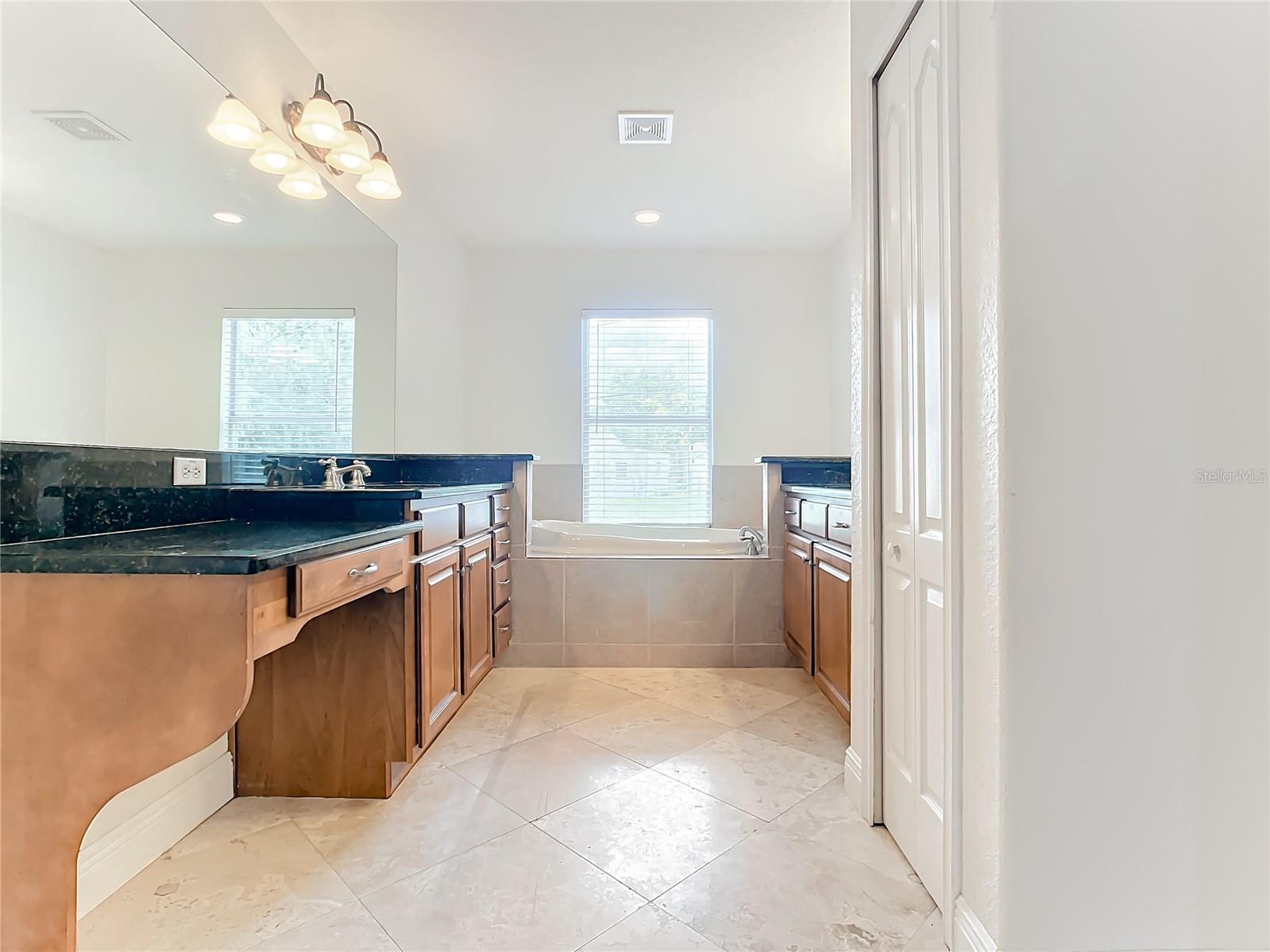 Image 37 of 62 For 132 Orange Ave