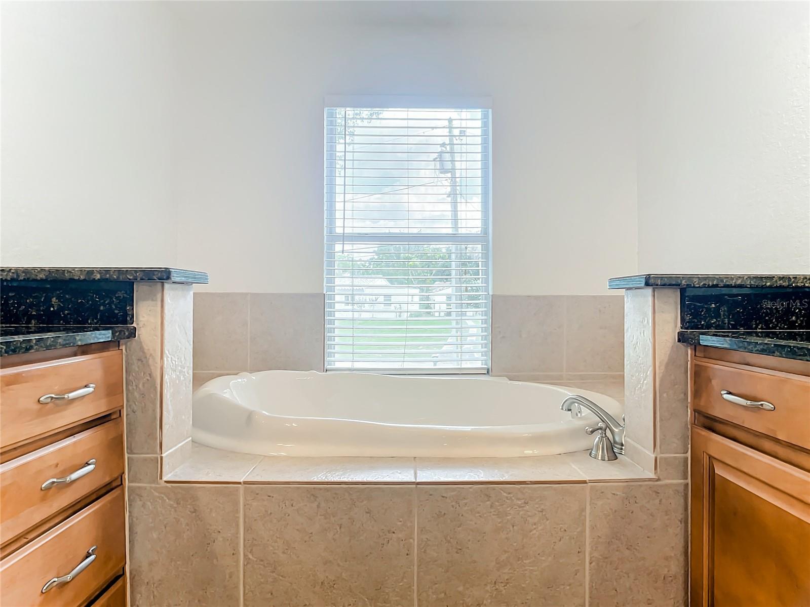 Image 40 of 62 For 132 Orange Ave