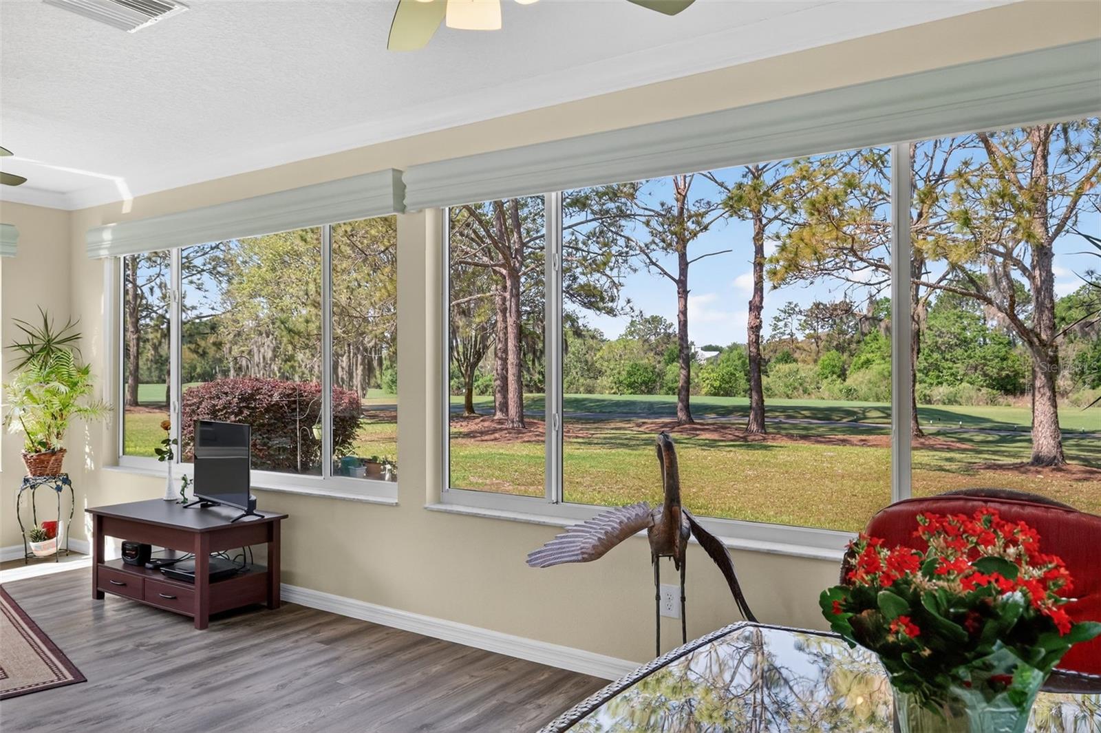 Image 15 of 49 For 416 Carrera Drive