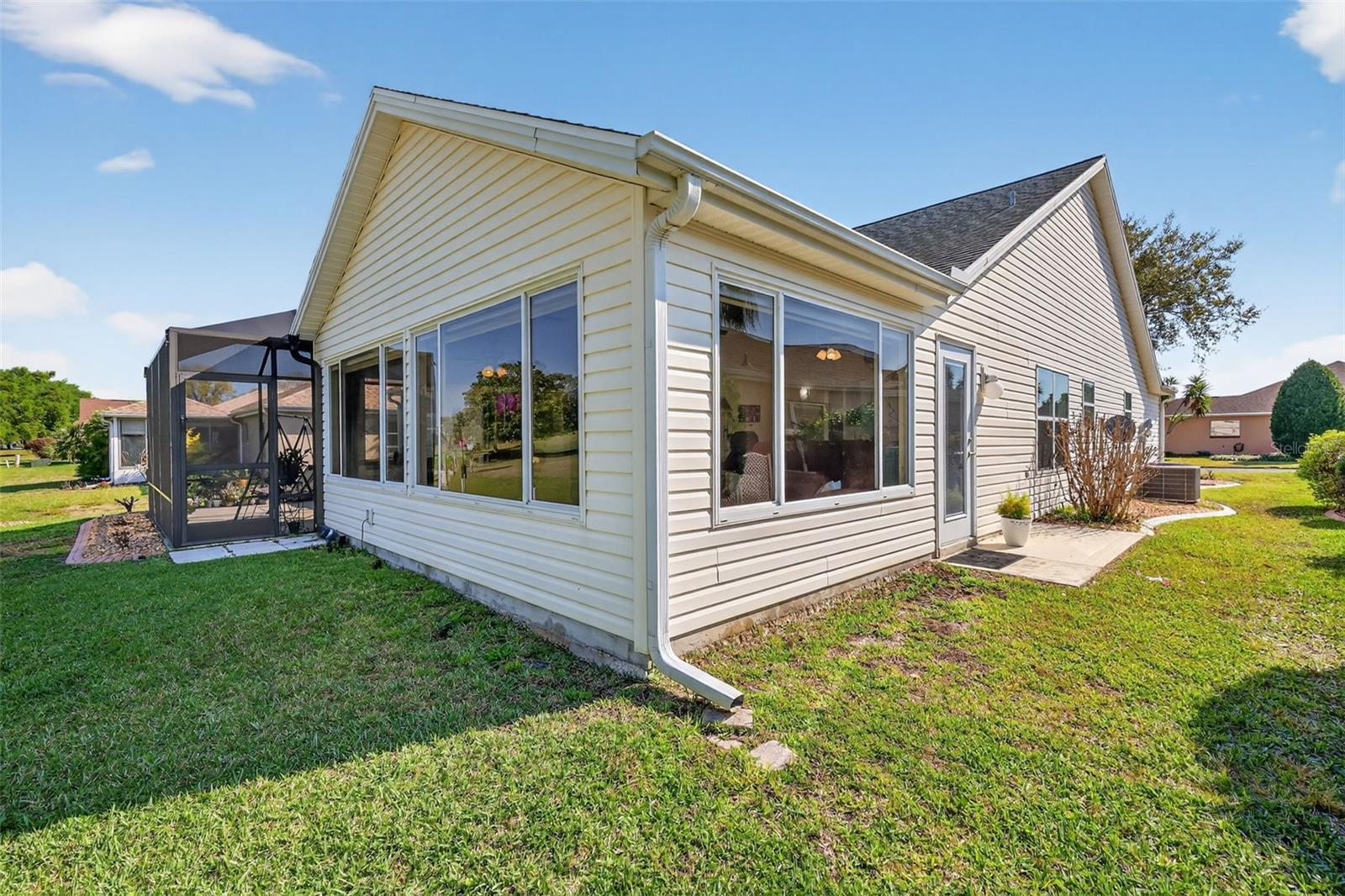 Image 48 of 49 For 416 Carrera Drive