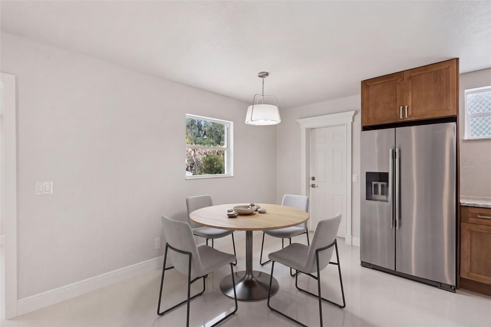 Image 17 of 62 For 2316 Griffin Drive